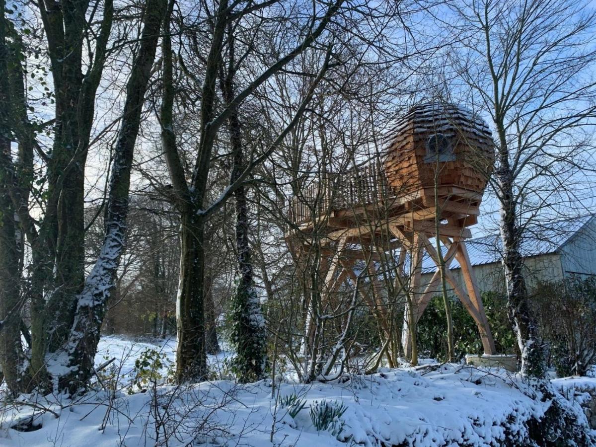 La Ville Es Renais - Ferme Et Maison D'Hotes Insolite Эрки Экстерьер фото